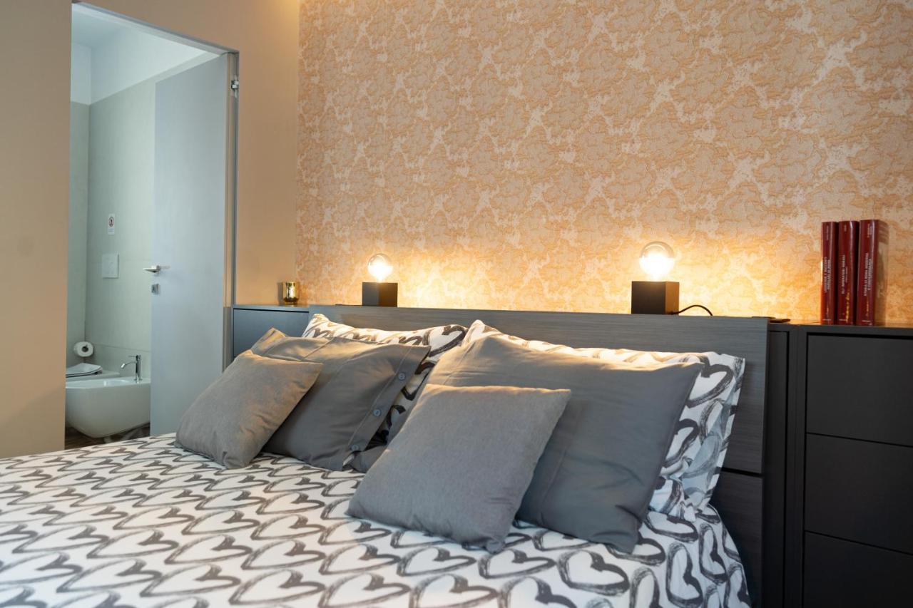 Colosseo Luxe Apartment In The Center Of Rome Exterior photo
