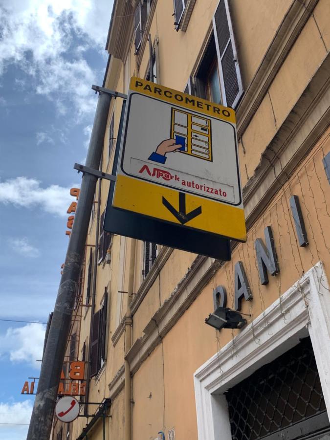Colosseo Luxe Apartment In The Center Of Rome Exterior photo